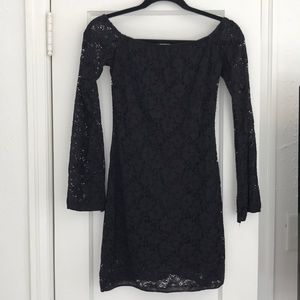 Off The Shoulder Bell Sleeves Lace Dress
